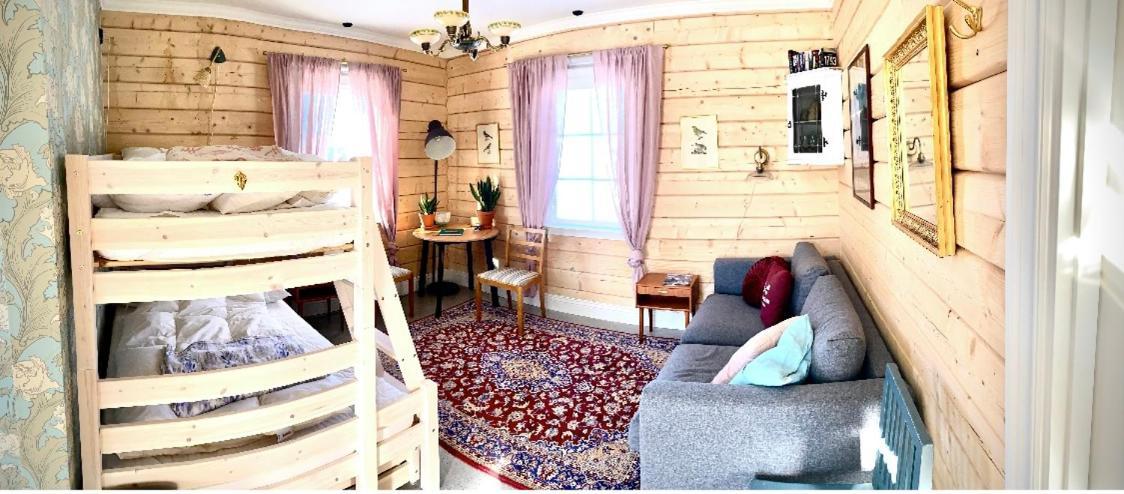 Frösö Scenic Small Guesthouse On Horse Farm By The Lake מראה חיצוני תמונה